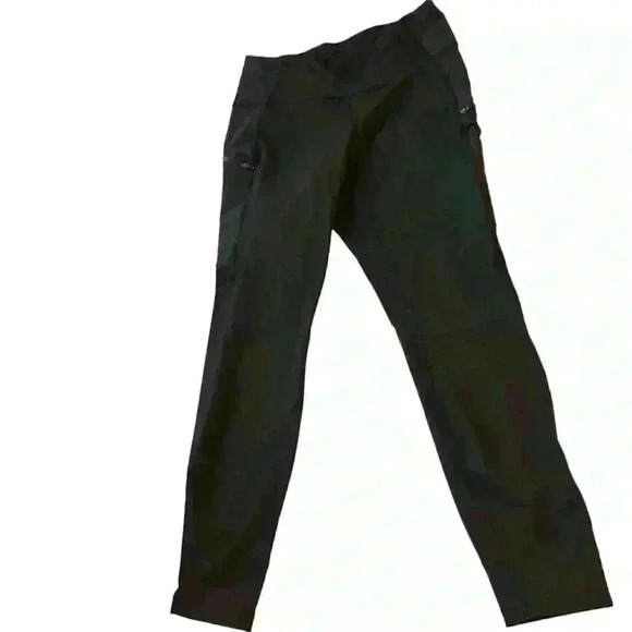 WOMEN Sherpa Adventure Gear Size Medium Black jogger cropped pant - Picture 1 of 6